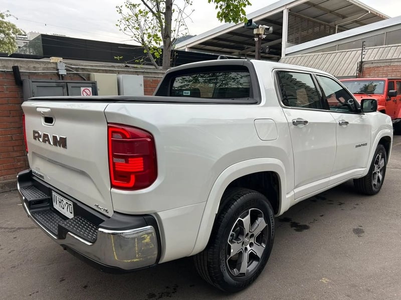 RAM RAMPAGE LARAMIE 4X4 2.2 AUT 2026 - Imagen 6 de 16
