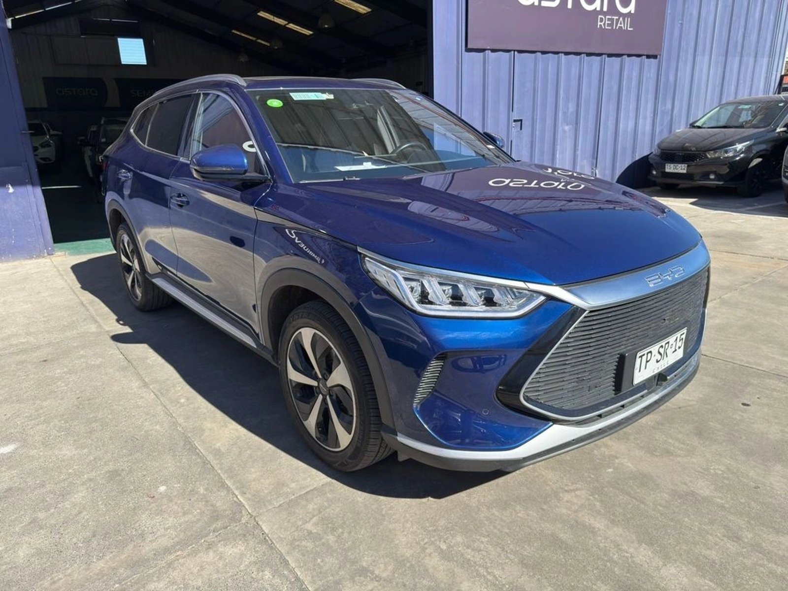 BYD SONG PLUS 0.0 GL AT 4X4 ELECTRICO 2024 - Foto 4 de 19