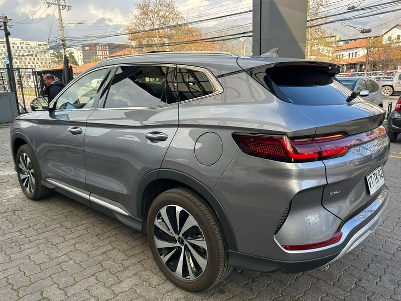BYD SONG PLUS GX DMI 4X2 1.5 AUT 2026 - Imagen 4 de 15