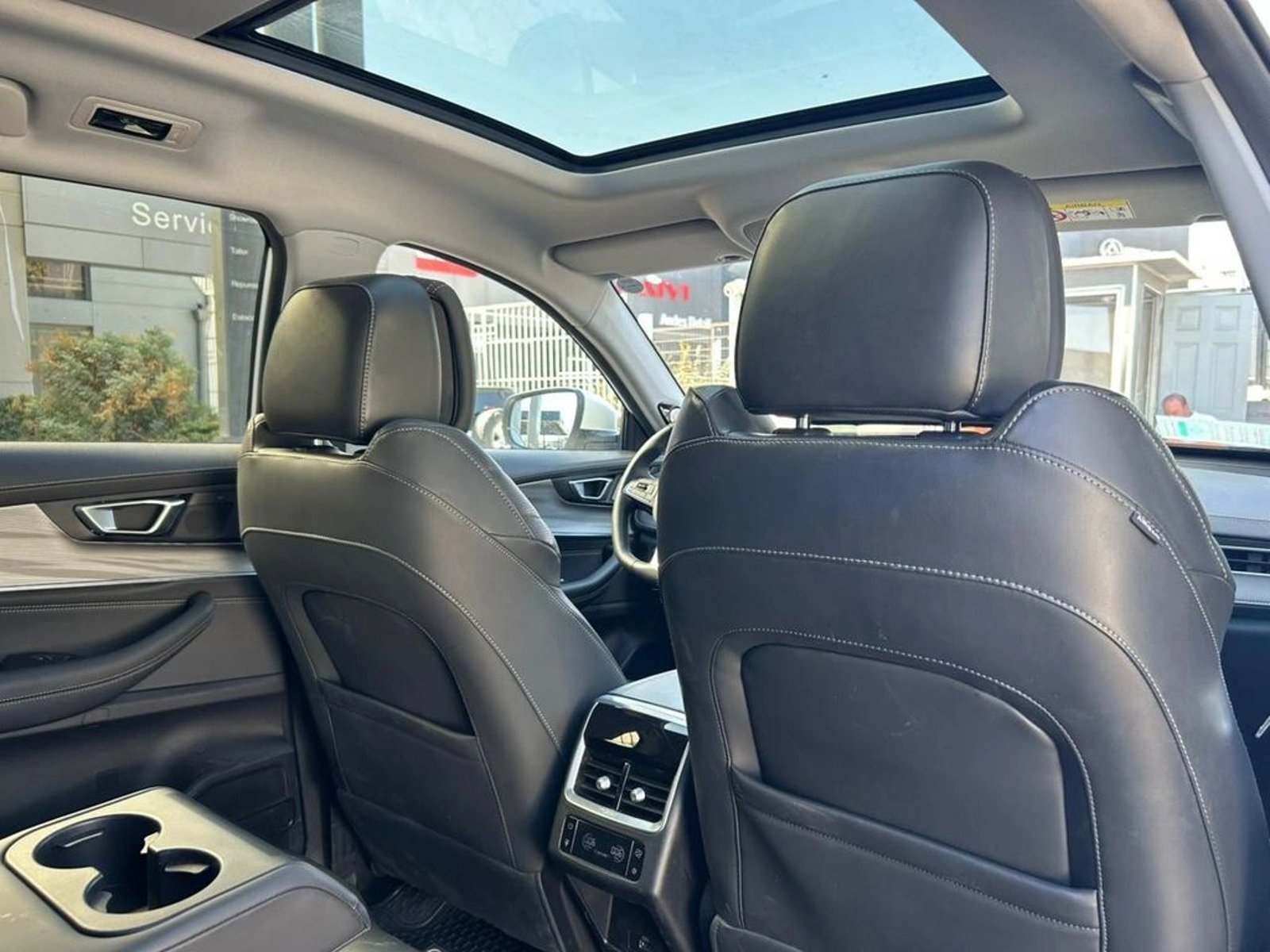 Chery TIGGO 8 PRO PRO MAX 1.5T HIBRIDO 2024 - Imagen 10 de 16