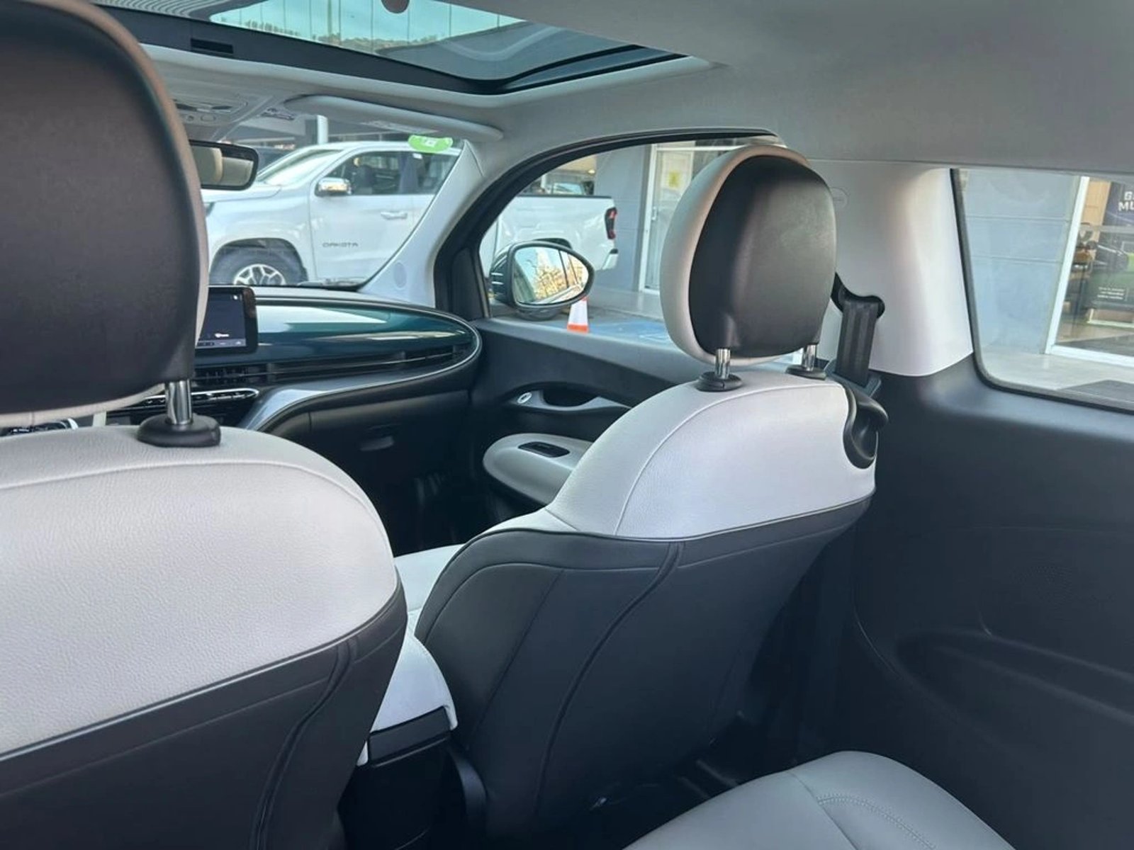 FIAT 500 AT ELECTRICO 2026 - Imagen 11 de 16