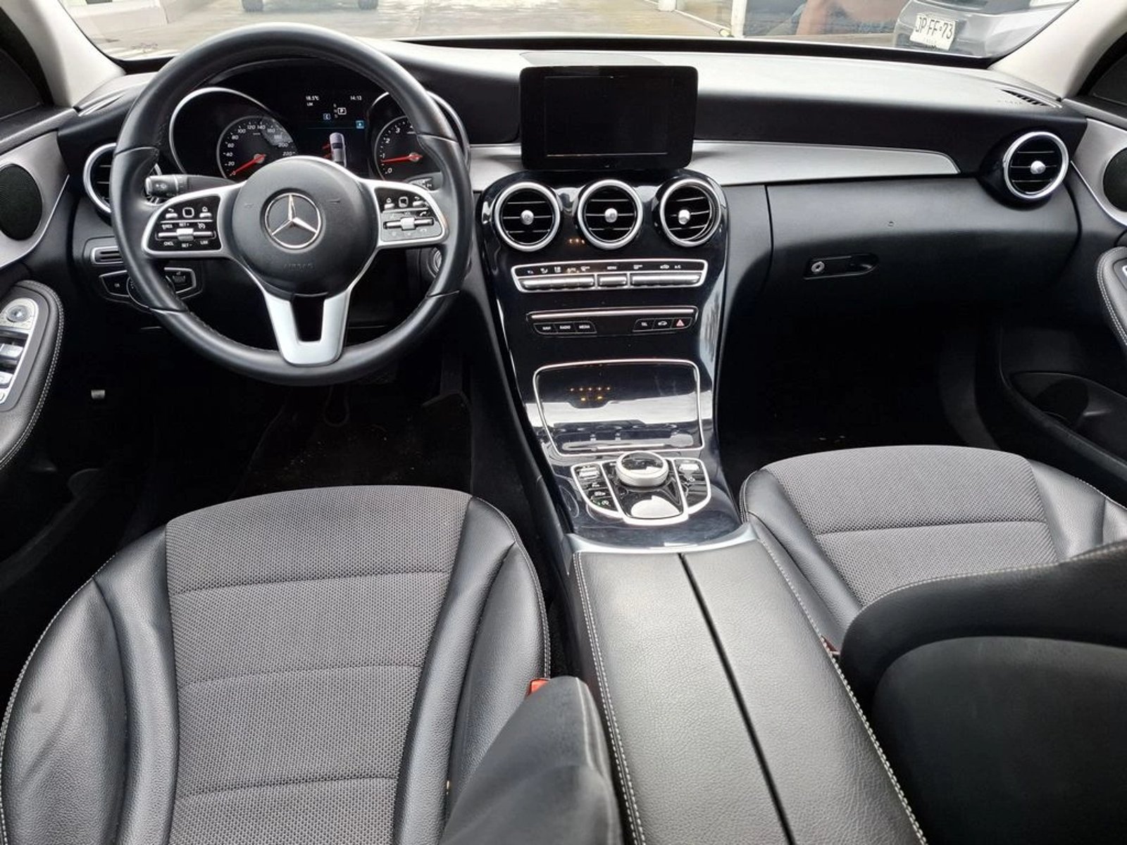 MERCEDES-BENZ C 180 1.6 FL SPORT 4X2 AT 4P 2019 - Imagen 14 de 20