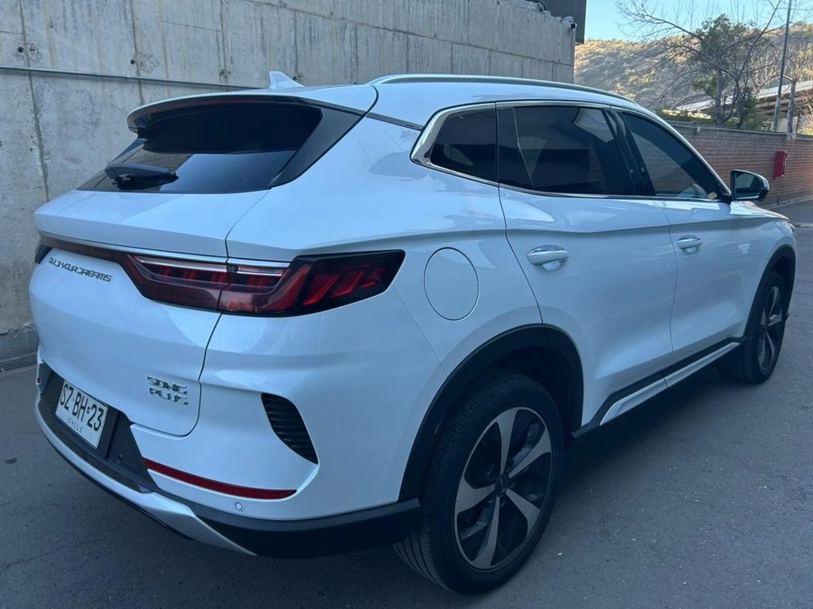 BYD SONG PLUS 1.5 GS HYBRID 4X2 AT 5P 2024 - Imagen 7 de 16