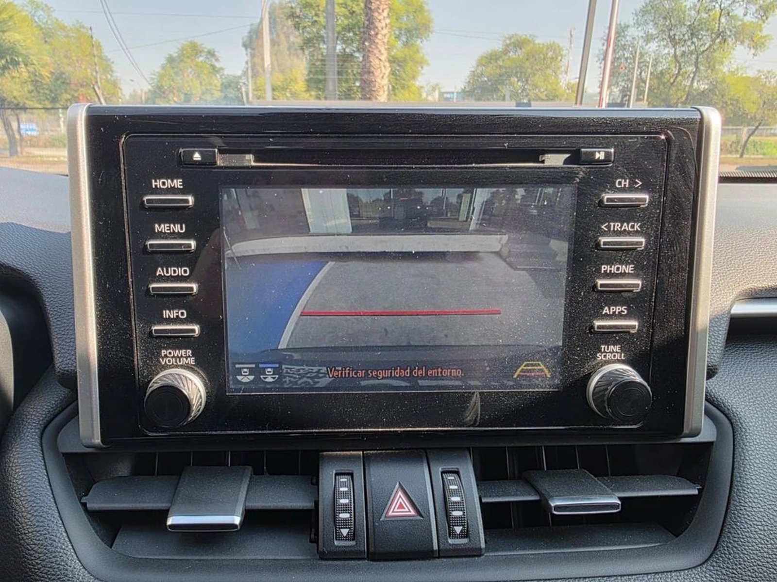 TOYOTA RAV4 2020 - Imagen 17 de 20