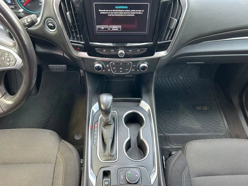 Chevrolet TRAVERSE 3.6L LT FWD AT 5P 2019 - Imagen 11 de 17