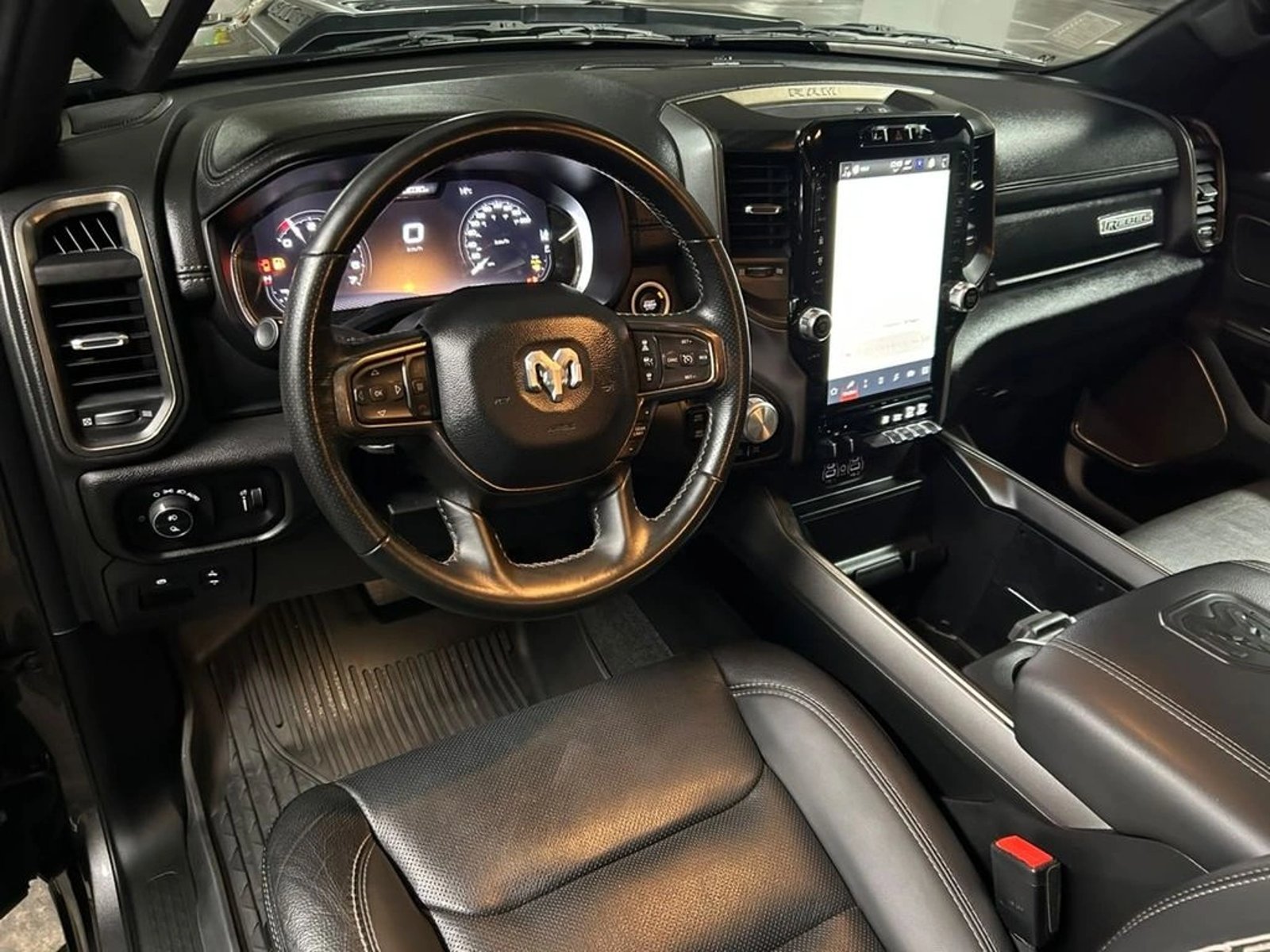 RAM 1500 5.7 REBEL 4X4 AT 4P 2023 - Imagen 8 de 17