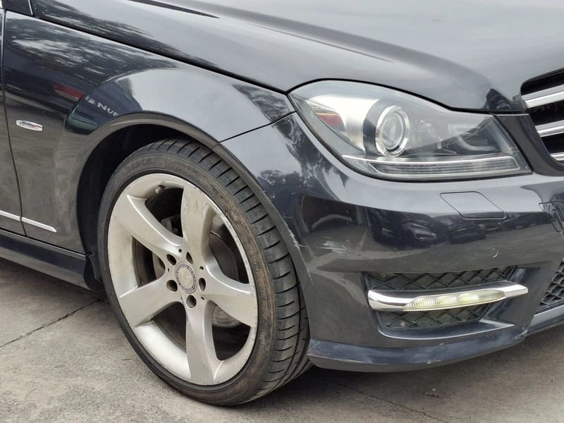 Mercedes-Benz C 250 1.8 4X2 AT 4P 2015 - Imagen 4 de 20