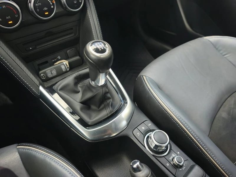 Mazda 2 2 SPORT GT HB 1.5 2021 - Imagen 19 de 20