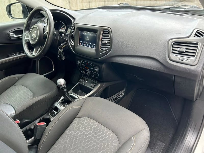 Jeep COMPASS SPORT 2.4 MT 2019 - Imagen 12 de 16