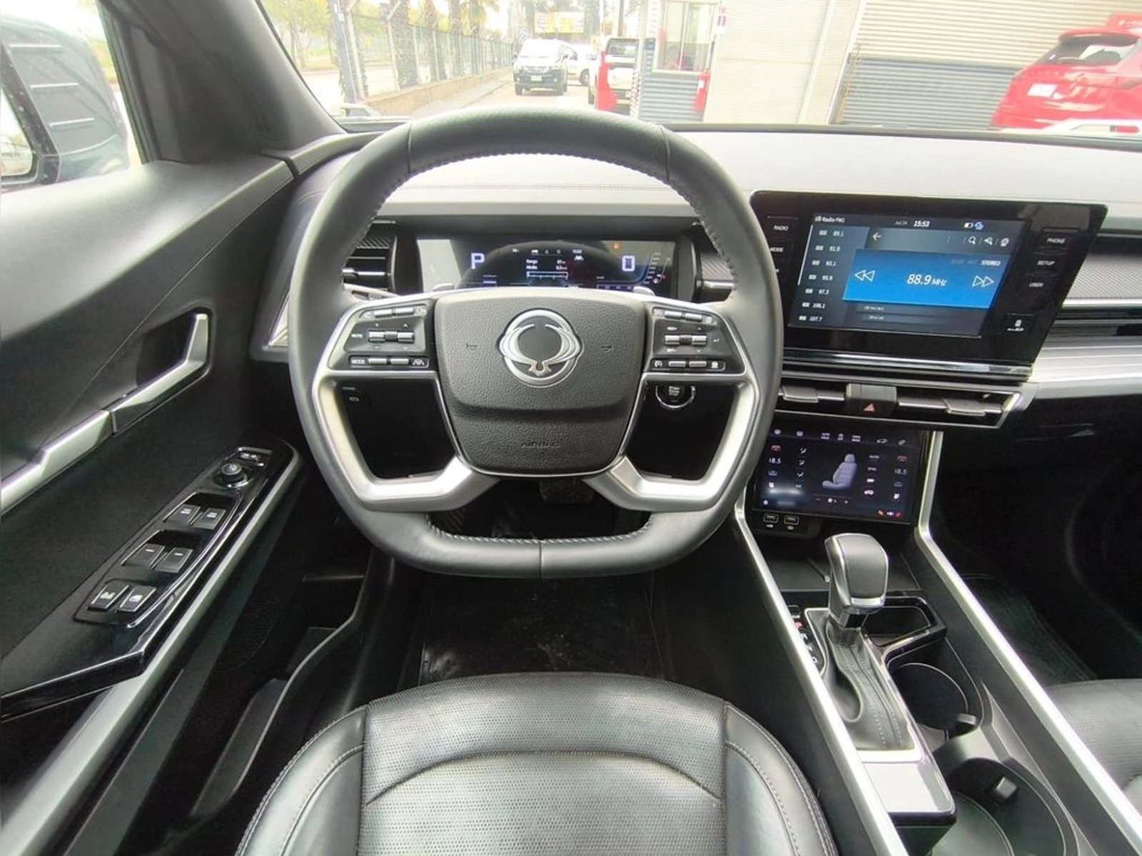SsangYong TORRES LIMITED 1.5T AT 4X4 2024 - Imagen 16 de 20