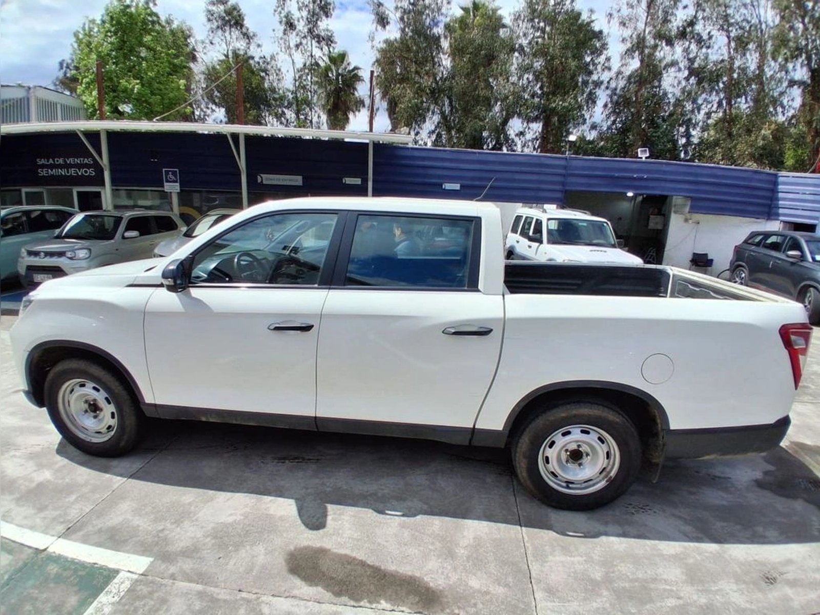 SsangYong GRAND MUSSO 2.2 GRAND LX TD DIESEL 2WD MT6 4P 2022 - Foto 5 de 18