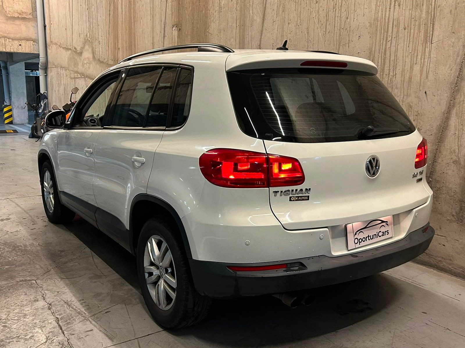 Volkswagen Tiguan 2.0 TSI 4MOTION 2017 - Foto 3 de 14