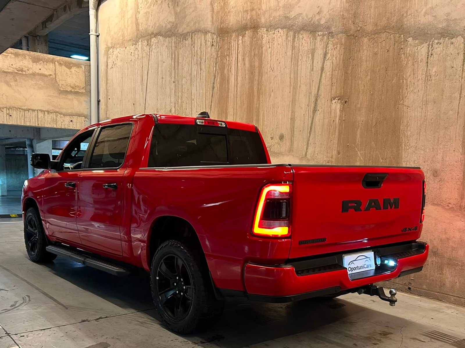 RAM 1500 3.6 BIG HORN 4X4 CREW CAB E-TORQUE AT 4P. 2024 - Foto 3 de 14