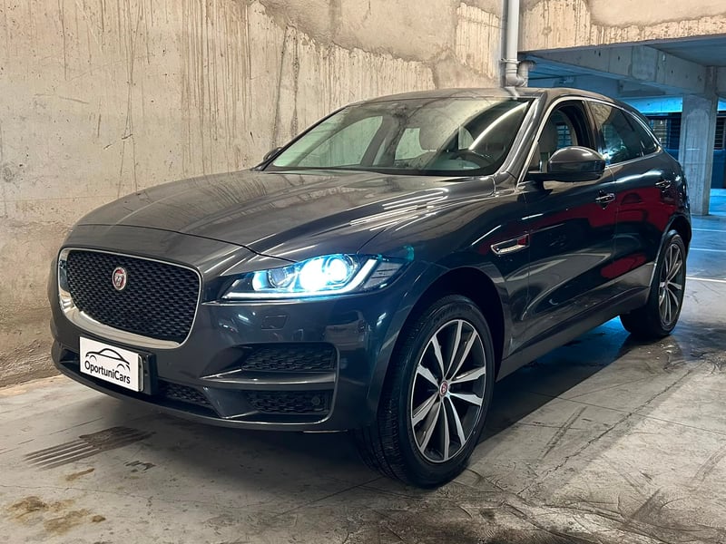 Jaguar F Pace PRESTIGE 2.0 2016