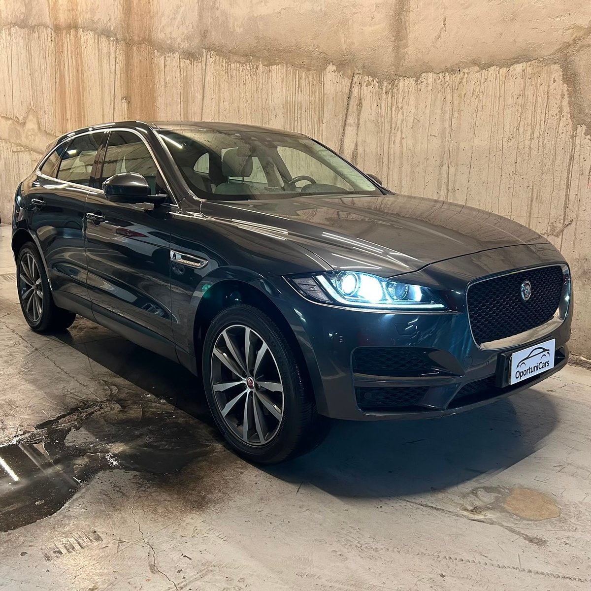Jaguar F Pace PRESTIGE 2.0 2016 - Imagen 7 de 14
