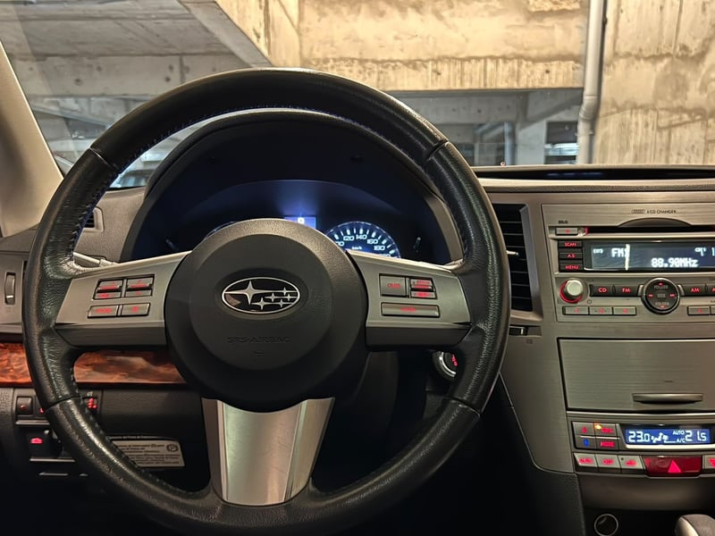 Subaru Outback 3.6 R 2011 - Imagen 9 de 20