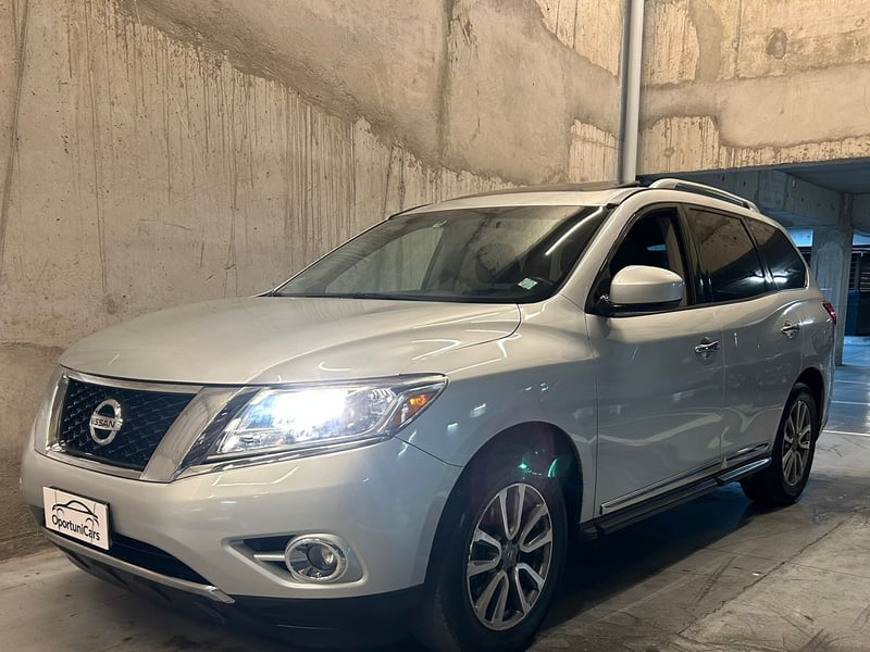 Nissan Pathfinder 3.5 ADVANCE 2015