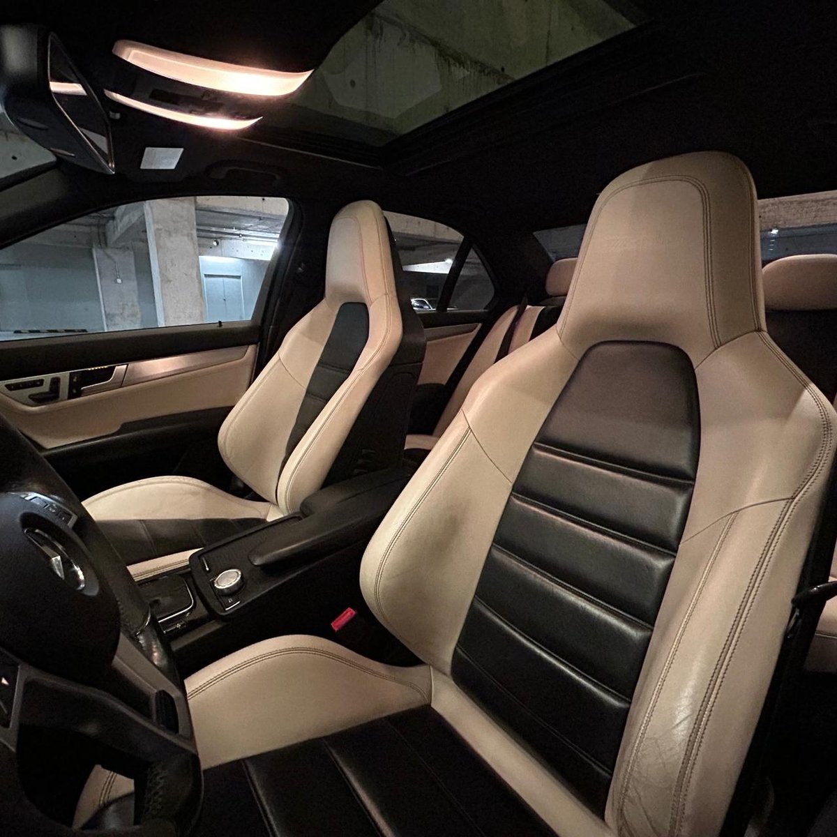 Mercedes-Benz C 63 AMG 6.2 2014 - Imagen 15 de 16