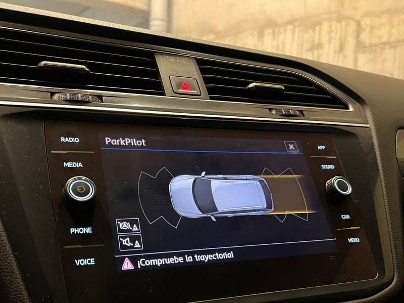 Volkswagen Tiguan 1.4 TSI AT COMFORTLINE 2019 - Imagen 12 de 20