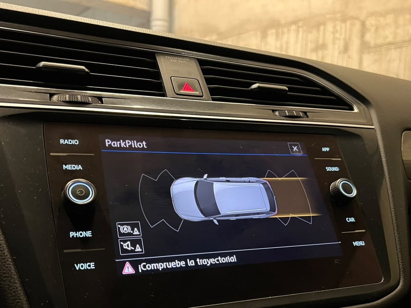 Volkswagen Tiguan 1.4 TSI AT COMFORTLINE 2019 - Imagen 13 de 20