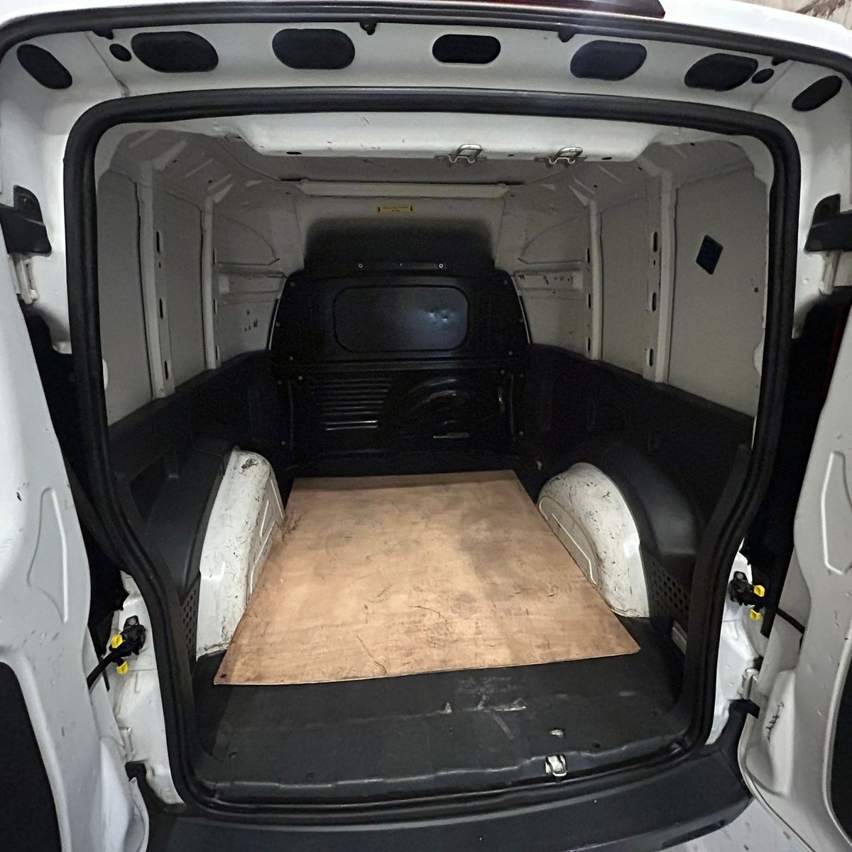 Fiat Fiorino 1.4 FIRE 2018 - Imagen 12 de 12