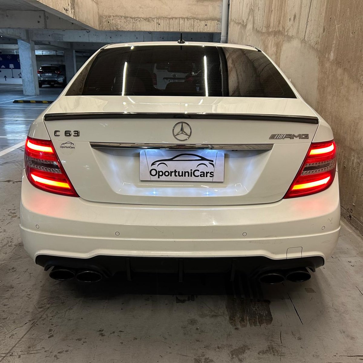 Mercedes-Benz C 63 AMG 6.2 2014 - Imagen 4 de 16