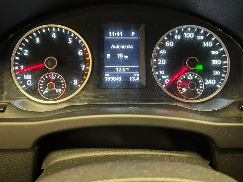 Volkswagen Tiguan 2.0 TSI 4MOTION 2017 - Imagen 11 de 14