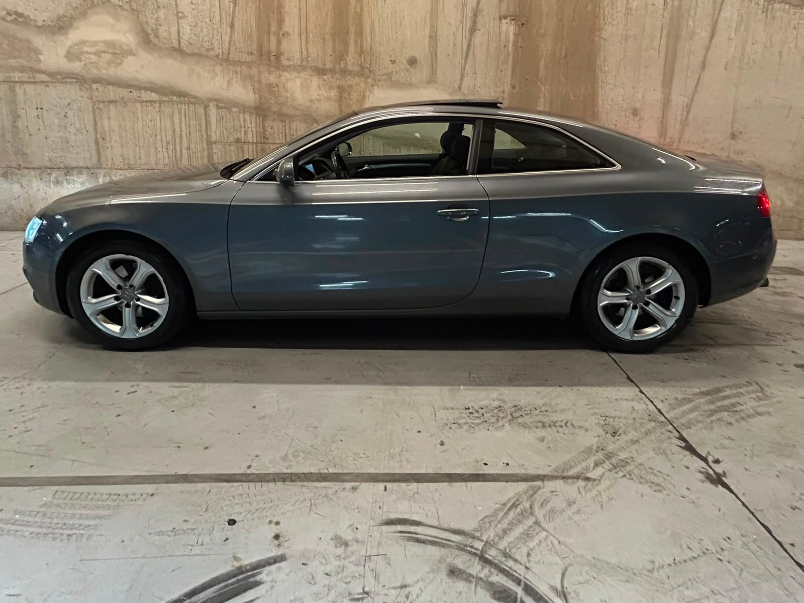Audi A5 1.8 TFSI AUT 2P 2014 - Foto 2 de 13
