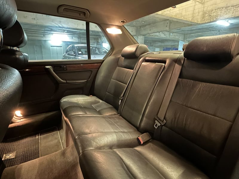 BMW 7 Series 735 IL 1990 - Imagen 15 de 16