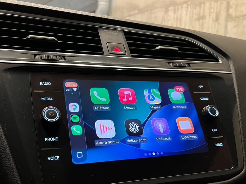 Volkswagen Tiguan 1.4 TSI AT COMFORTLINE 2019 - Imagen 14 de 20