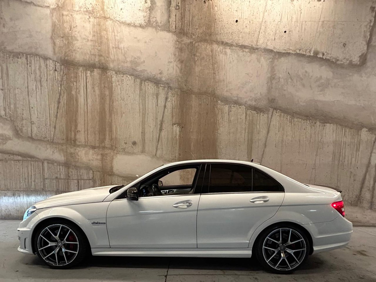 Mercedes-Benz C 63 AMG 6.2 2014 - Foto 2 de 16