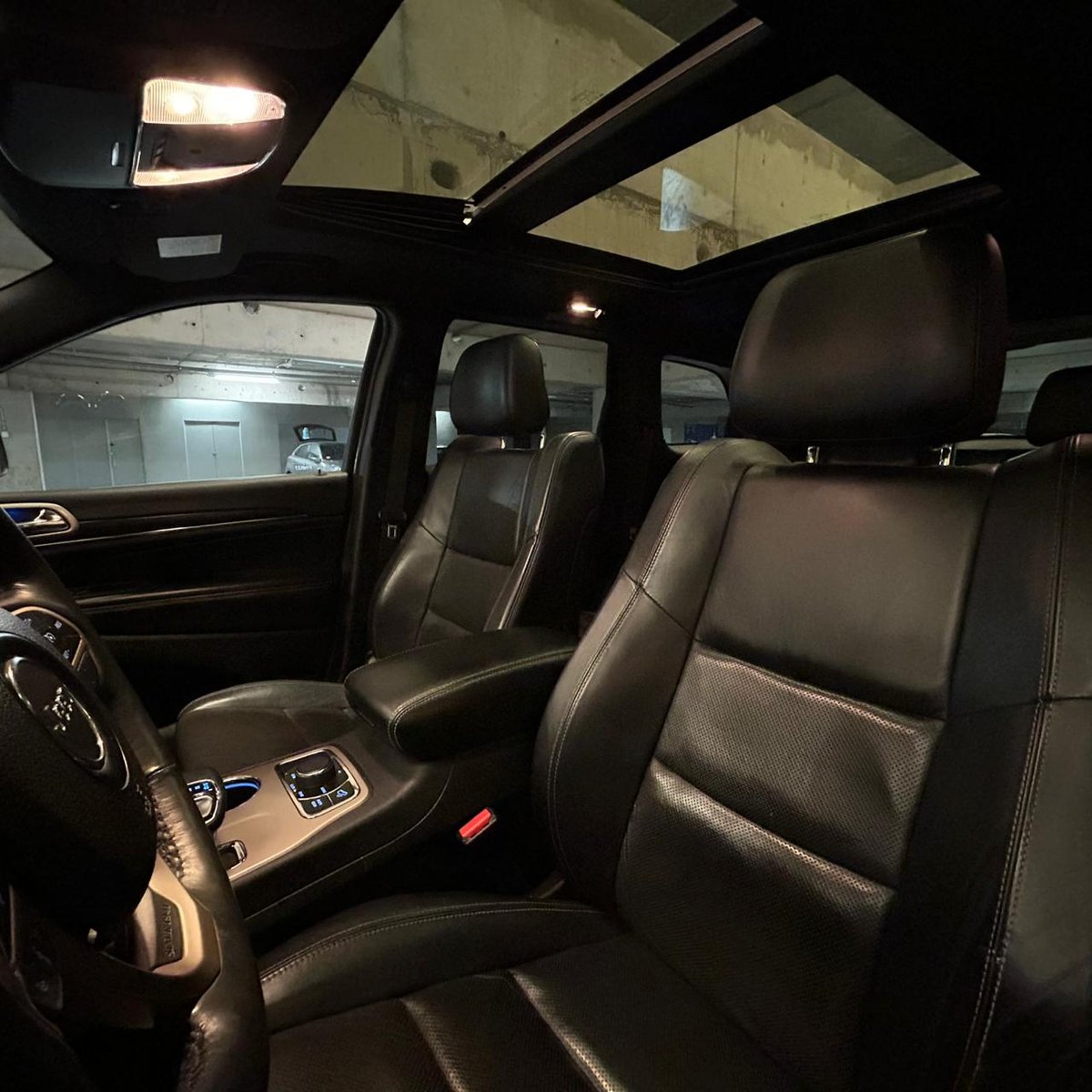 Jeep Grand Cherokee 3.6 LIMITED 4X4 2014 - Imagen 14 de 16