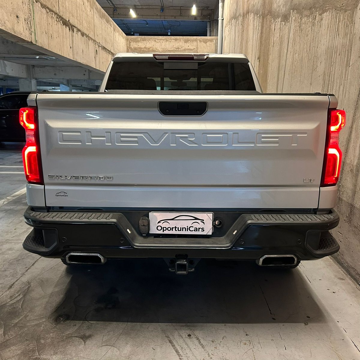 Chevrolet Silverado 5.3 TRAILBOSS 2021 - Imagen 4 de 15