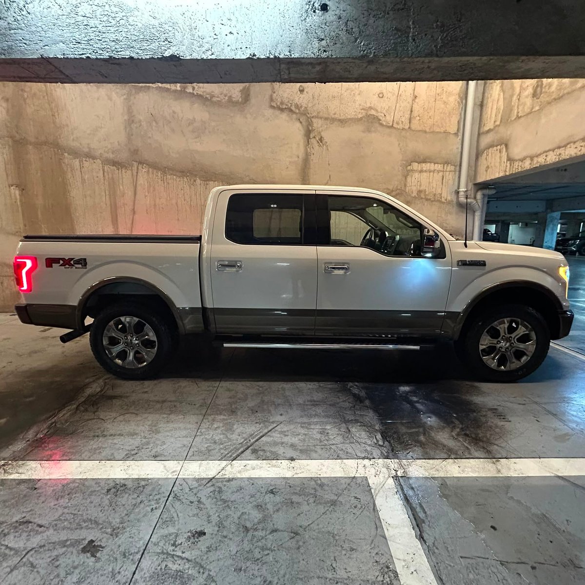 Ford F 150 5.0 LARIAT LUXURY 2015 - Imagen 6 de 14