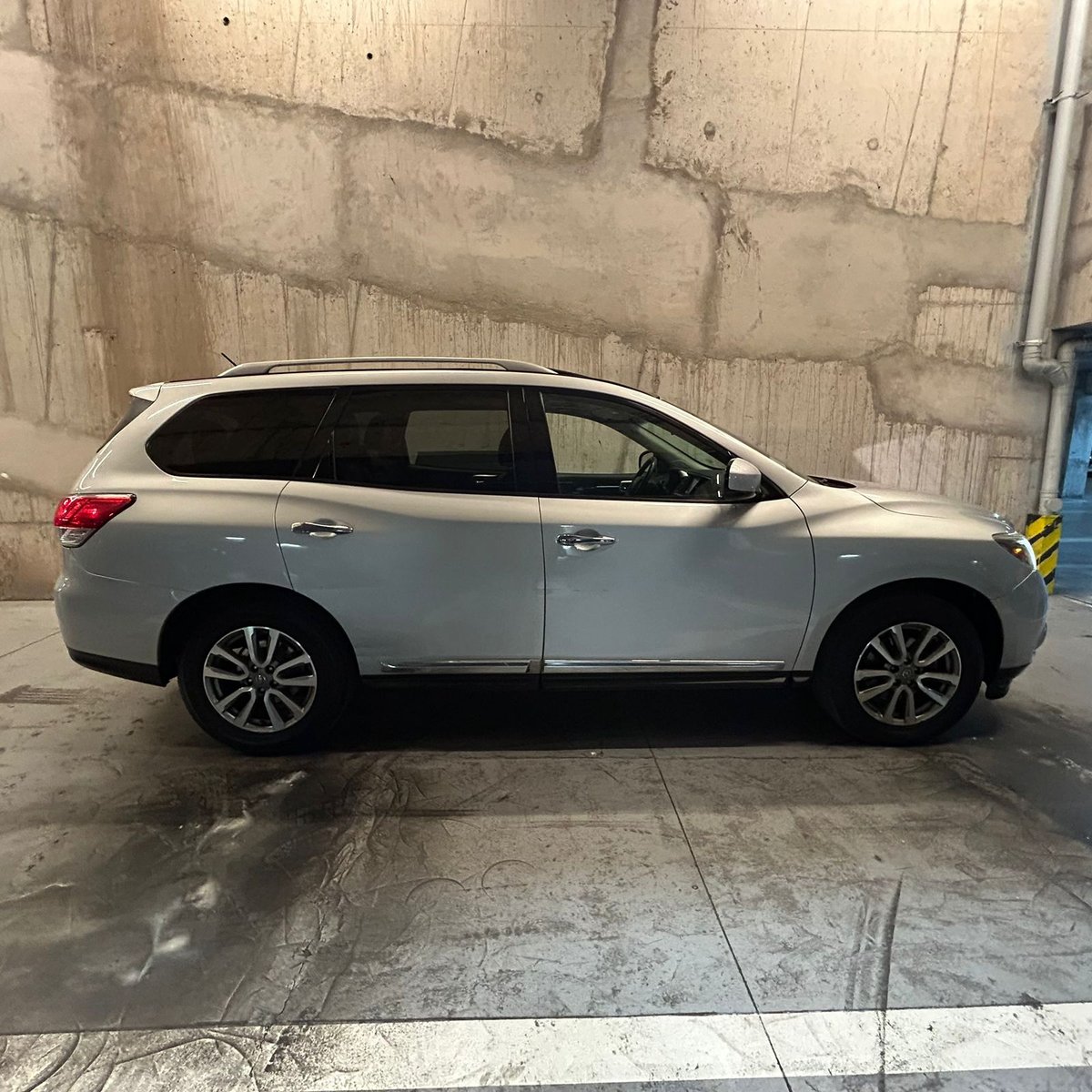 Nissan Pathfinder 3.5 ADVANCE 2015 - Imagen 6 de 14