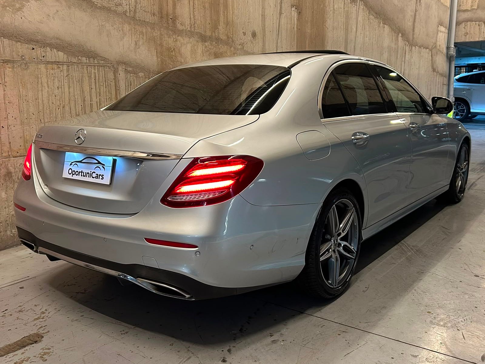 Mercedes-Benz Clase E 350 2021 - Foto 5 de 15