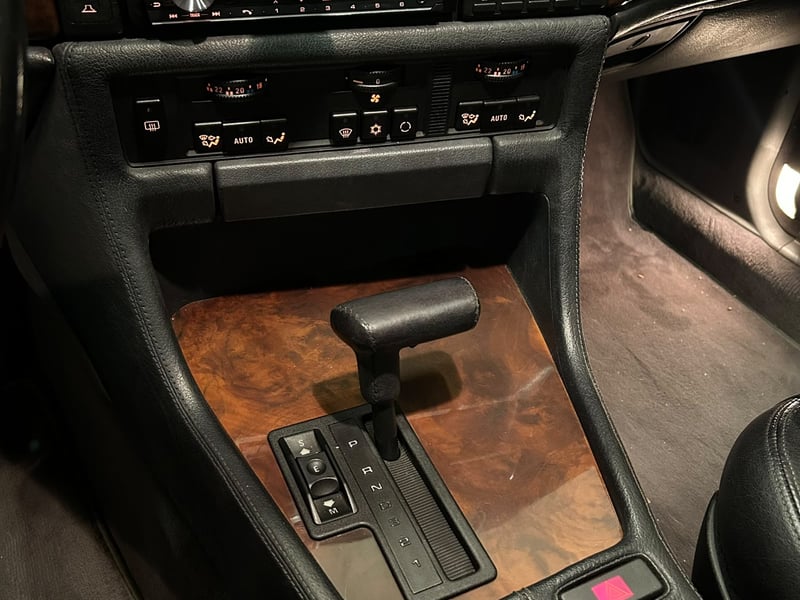 BMW 7 Series 735 IL 1990 - Imagen 13 de 16