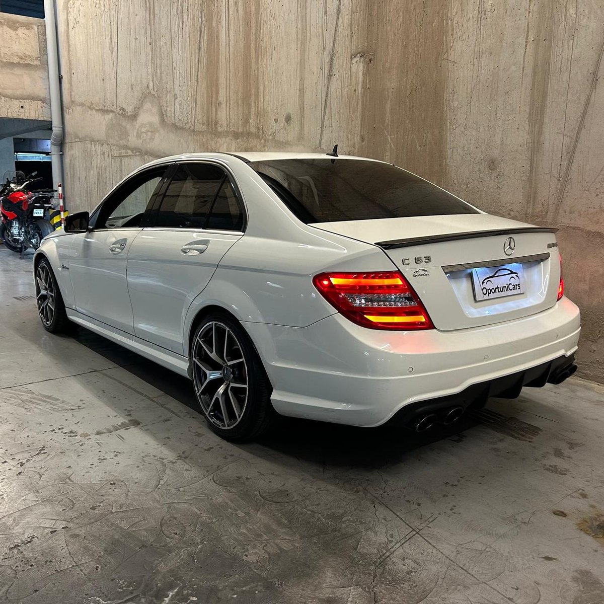 Mercedes-Benz C 63 AMG 6.2 2014 - Imagen 3 de 16