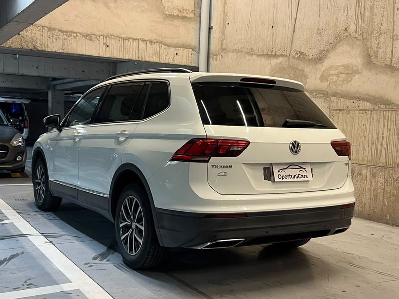 Volkswagen Tiguan 1.4 TSI AT COMFORTLINE 2019 - Imagen 6 de 20