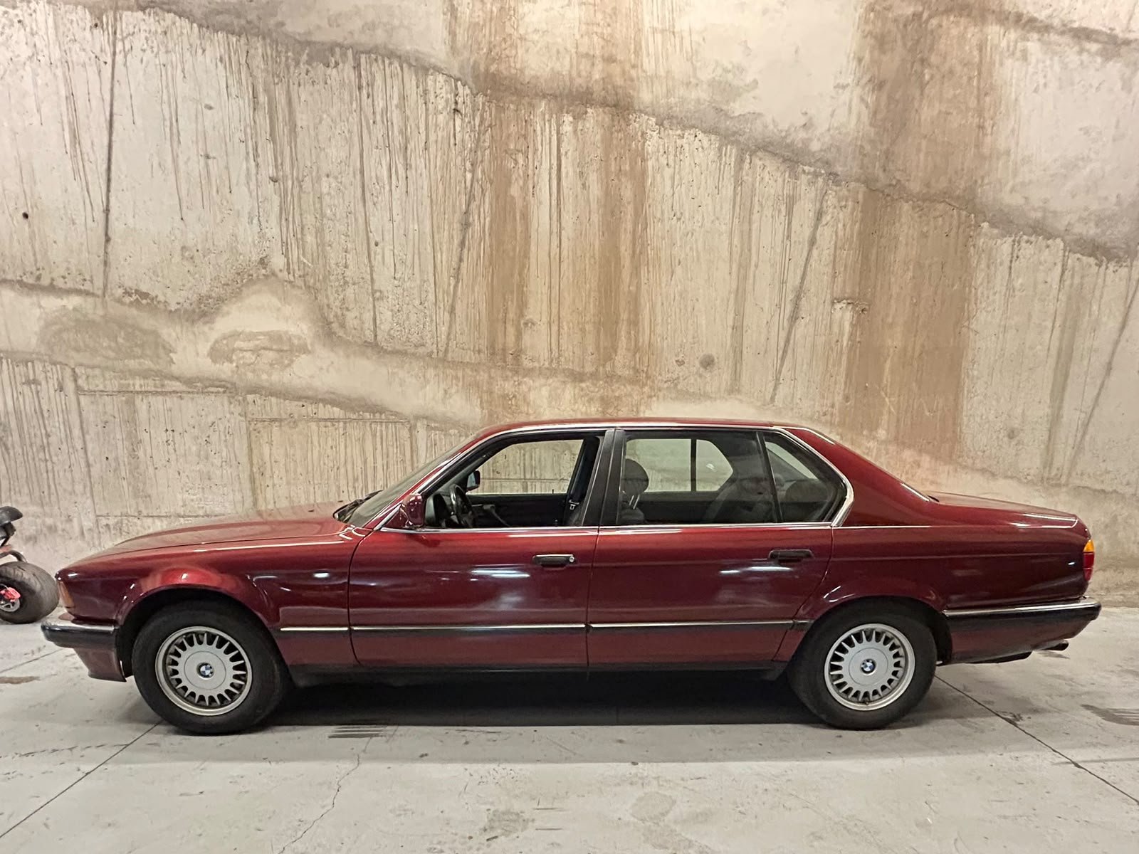 BMW 7 Series 735 IL 1990 - Foto 2 de 16