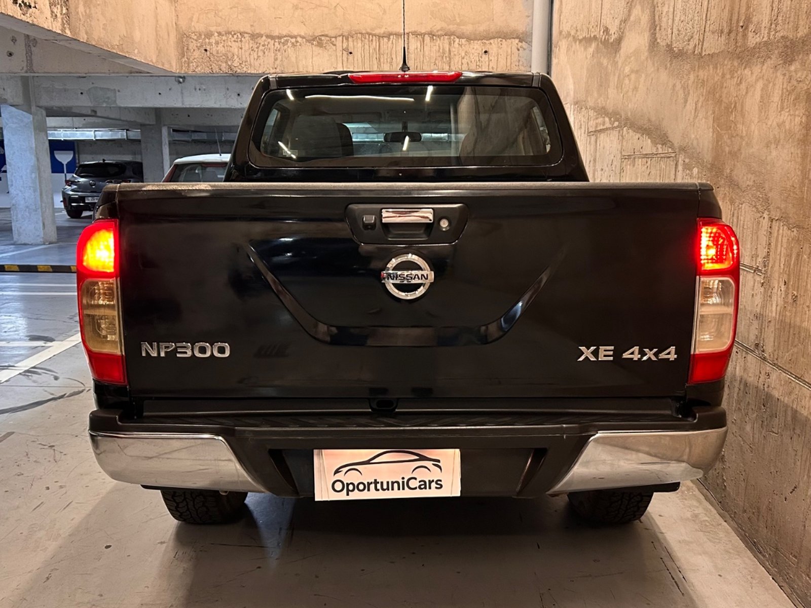 Nissan Np 300 2.3 XE MT 4X4 2020 - Foto 4 de 13