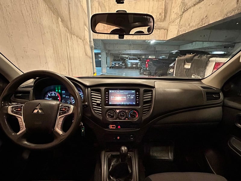 Mitsubishi L200 KATANA CRT 4X4 2.2 2024 - Imagen 9 de 14