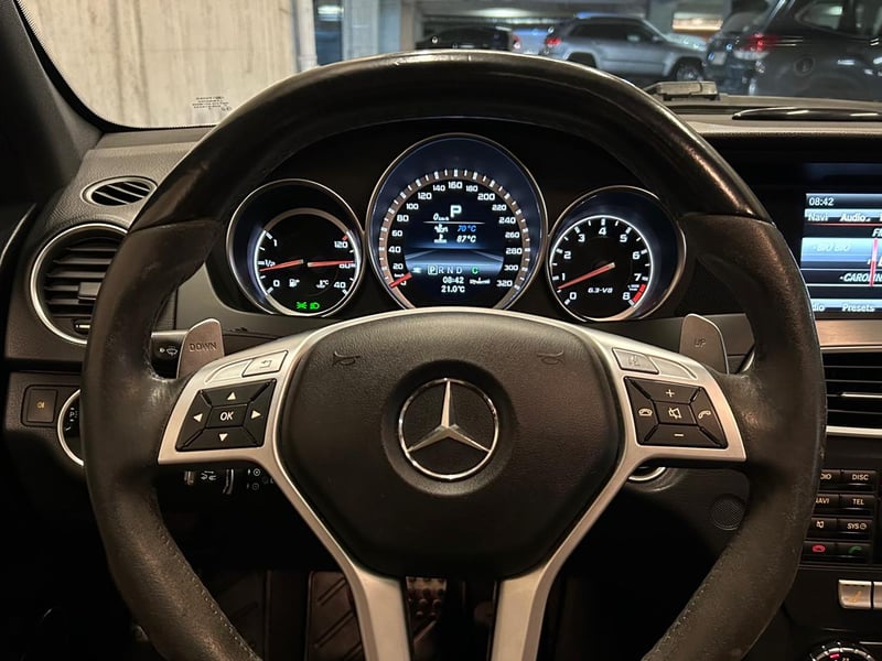 Mercedes-Benz C 63 AMG 6.2 2014 - Imagen 10 de 16