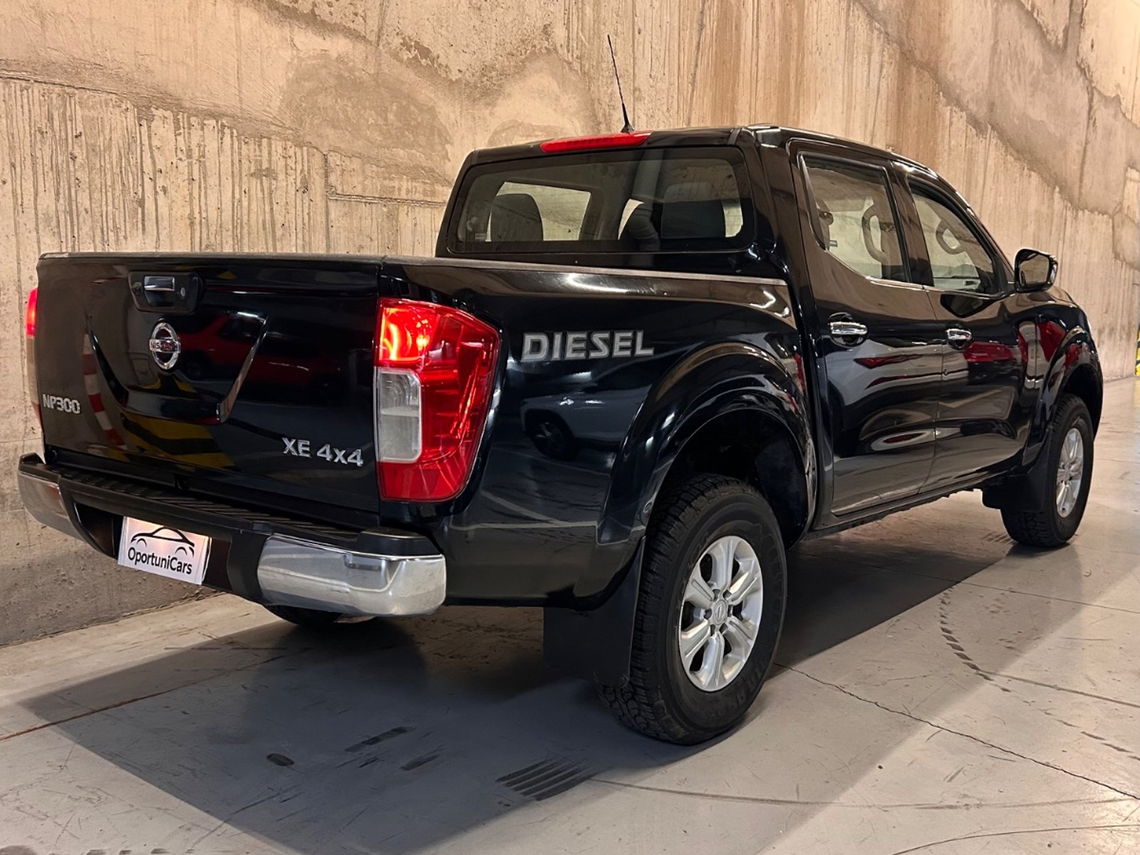 Nissan Np 300 2.3 XE MT 4X4 2020 - Foto 5 de 13