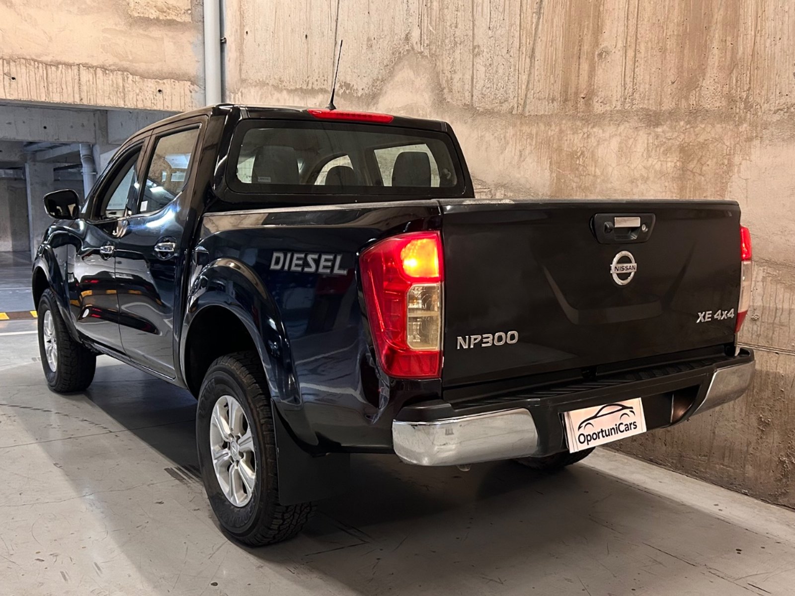 Nissan Np 300 2.3 XE MT 4X4 2020 - Foto 3 de 13