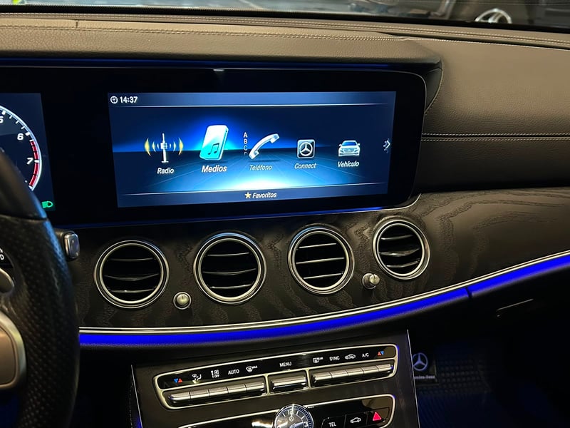 Mercedes-Benz Clase E 350 2021 - Imagen 12 de 15