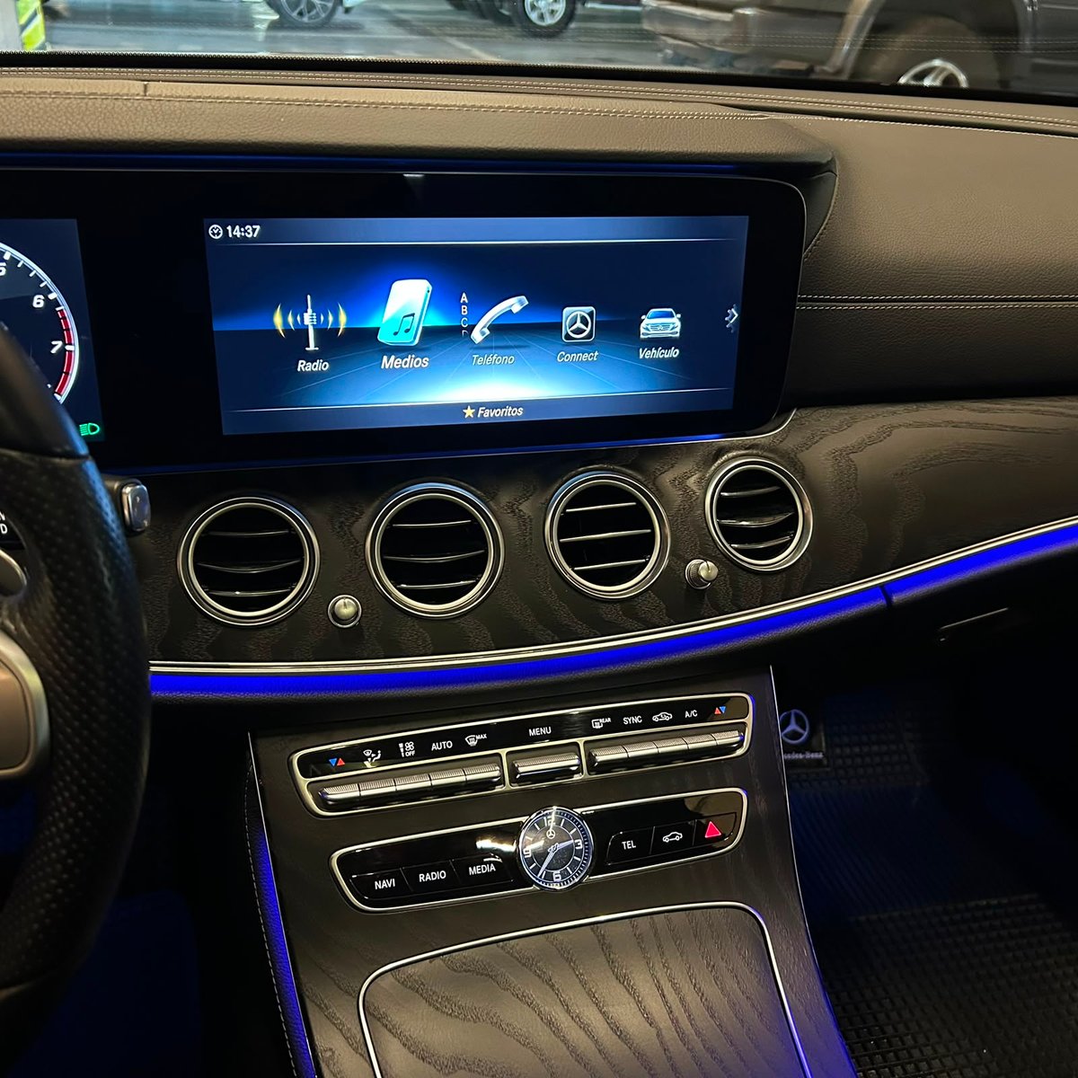 Mercedes-Benz Clase E 350 2021 - Imagen 12 de 15