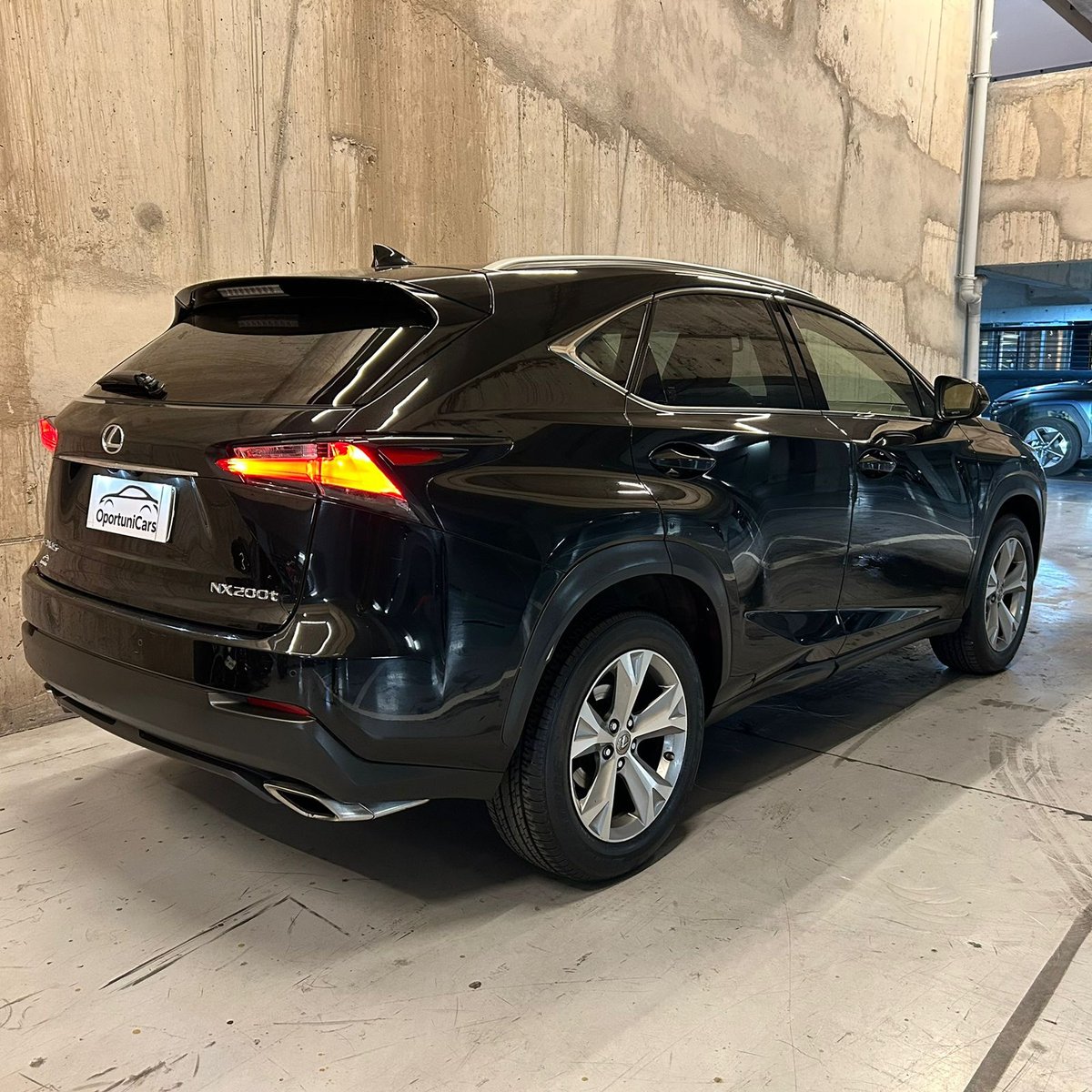 Lexus Nx 200T 2.0 AWD 2016 - Imagen 5 de 15