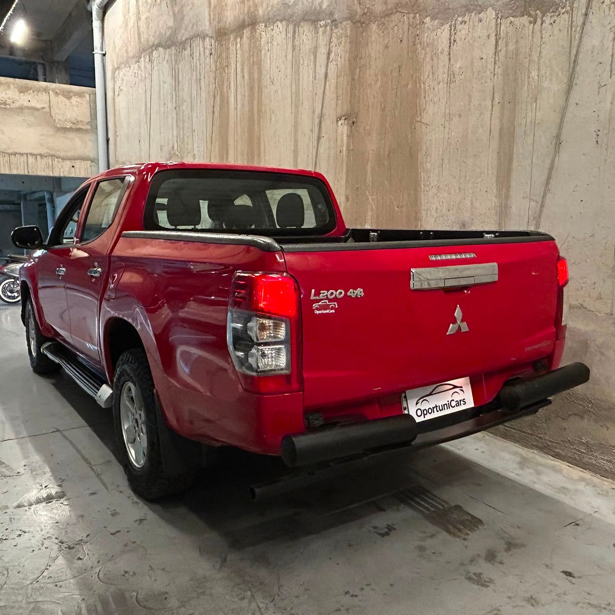 Mitsubishi L200 KATANA CRT 4X4 2.2 2024 - Imagen 3 de 14