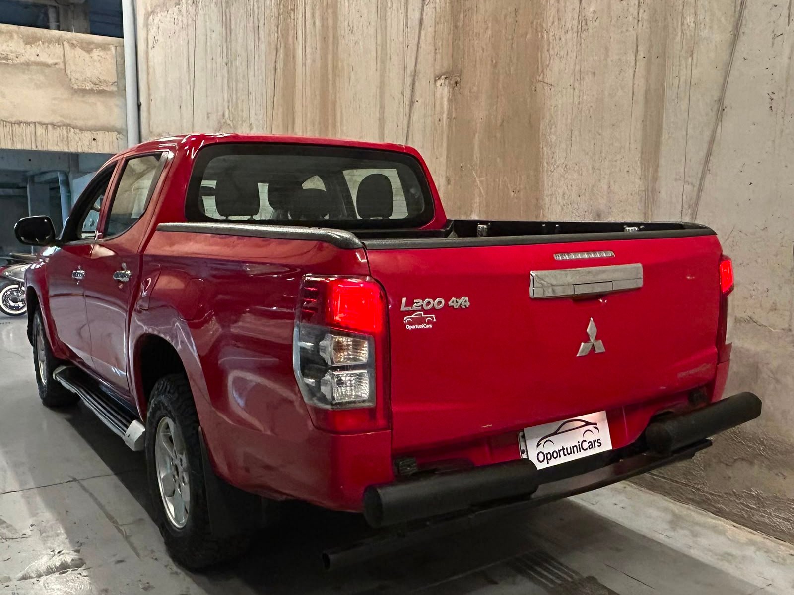 Mitsubishi L200 KATANA CRT 4X4 2.2 2024 - Foto 3 de 14